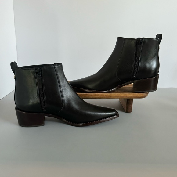 Tori Burch Zip Booties, Black Ankle Boots, Size 6 - Picture 13 of 16